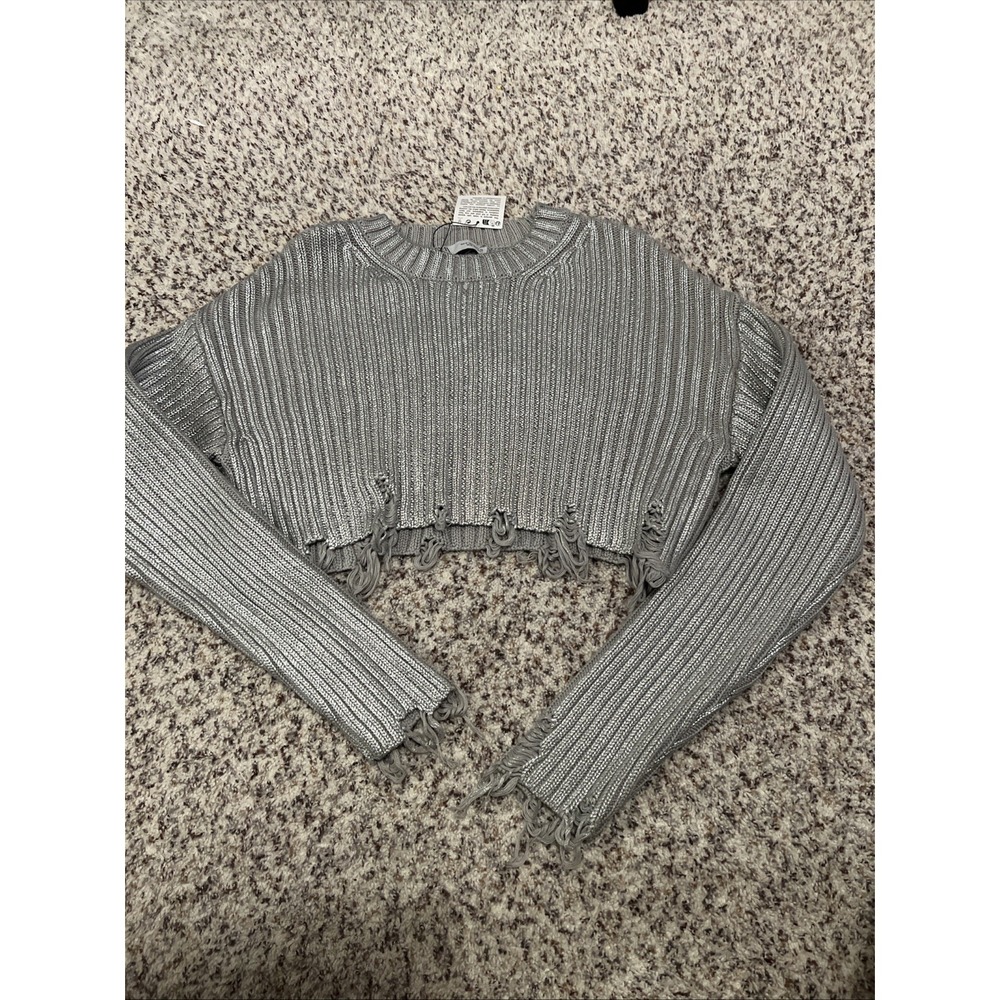 Zara Silver Metallic Crop Top Sweater‎ Distressed Hem Long Sleeve Ribbed Knit M